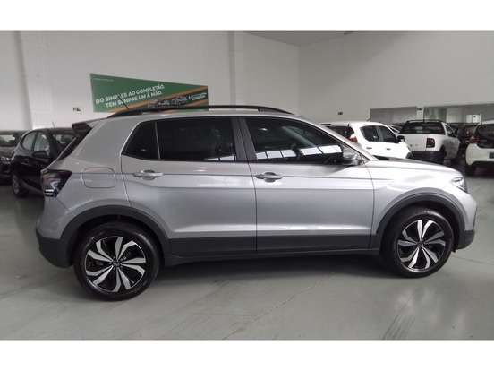 VOLKSWAGEN-T-CROSS-2025