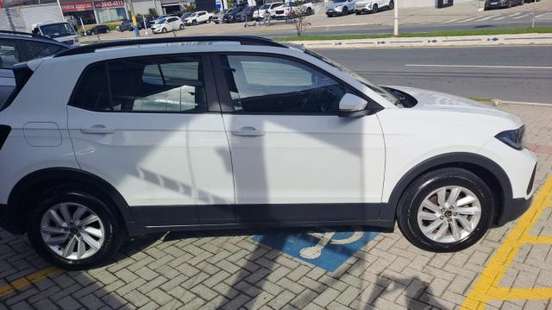 VOLKSWAGEN-T-CROSS-2024