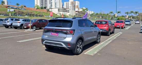VOLKSWAGEN-T-CROSS-2025