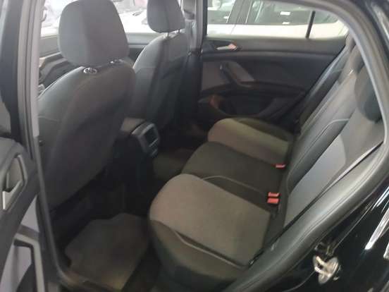 VOLKSWAGEN-T-CROSS-2025