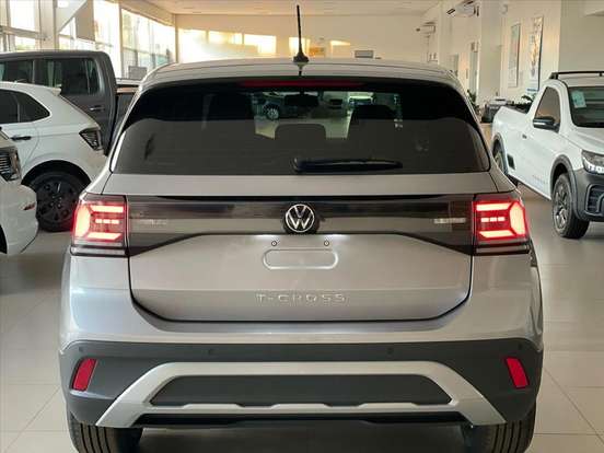 VOLKSWAGEN-T-CROSS-2026