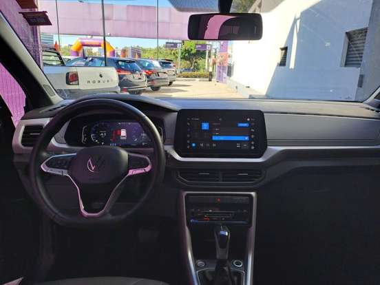 VOLKSWAGEN-T-CROSS-2024