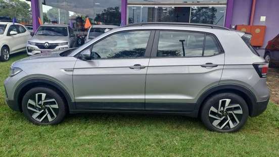 VOLKSWAGEN-T-CROSS-2025
