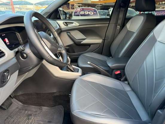 VOLKSWAGEN-T-CROSS-2025
