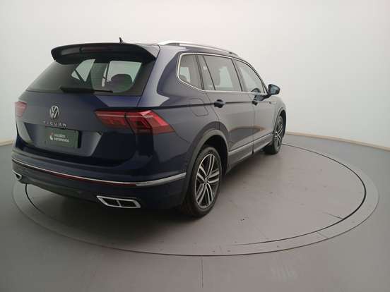 VOLKSWAGEN-TIGUAN-2.0 300 TSI GASOLINA ALLSPACE R-LINE AUTOMÁTICO VOLKSWAGEN-TIGUAN-2024