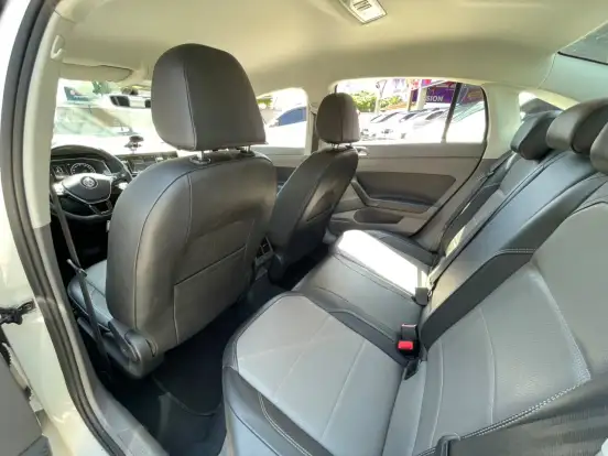 VOLKSWAGEN-VIRTUS-1.0 200 TSI COMFORTLINE AUTOMÁTICO VOLKSWAGEN-VIRTUS-2021