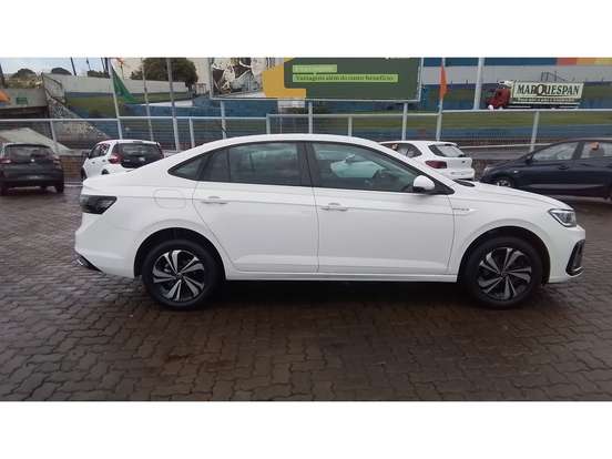 VOLKSWAGEN-VIRTUS-2024