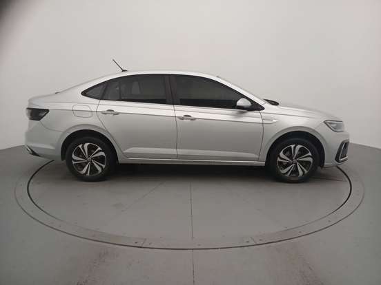 VOLKSWAGEN-VIRTUS-2023