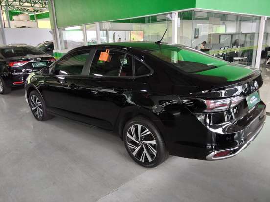 VOLKSWAGEN-VIRTUS-2023