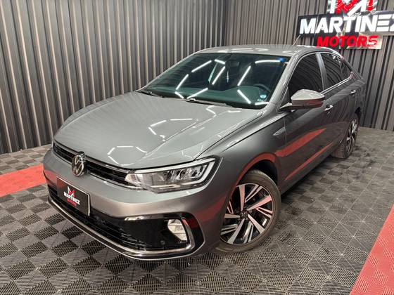 VOLKSWAGEN VIRTUS 1.0 200 TSI HIGHLINE AUTOMÁTICO