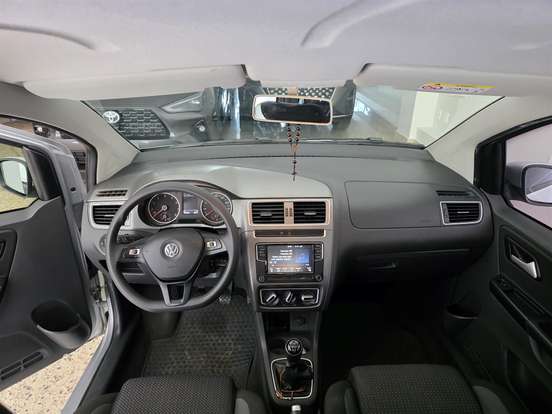 VOLKSWAGEN-FOX-1.6 MSI TOTAL FLEX CONNECT 4P MANUAL VOLKSWAGEN-FOX-2019