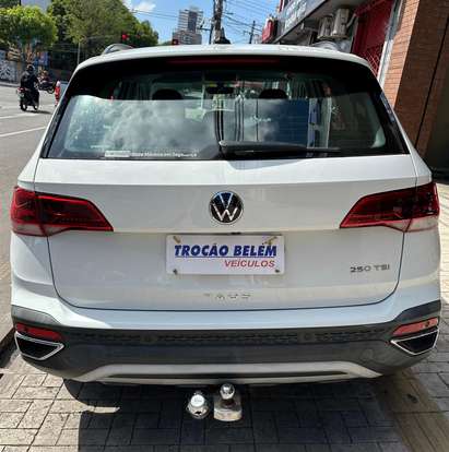 VOLKSWAGEN-TAOS-2023