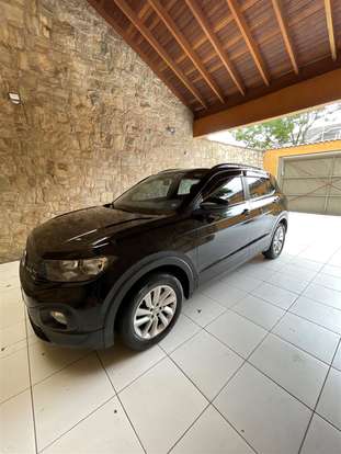 VOLKSWAGEN-T-CROSS-2020