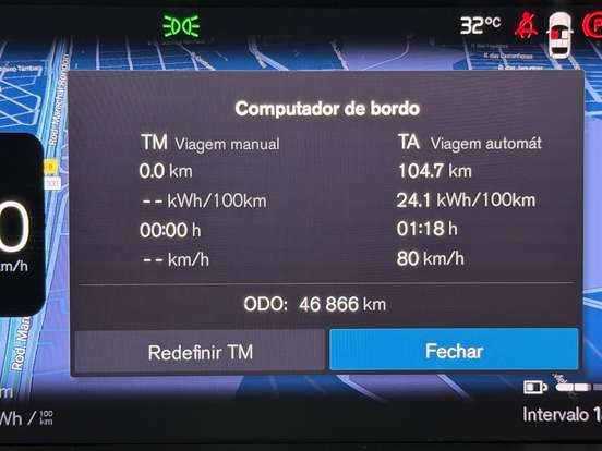 VOLVO-XC40-2023