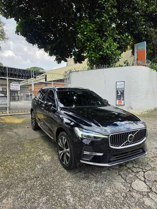 VOLVO-XC60-2021