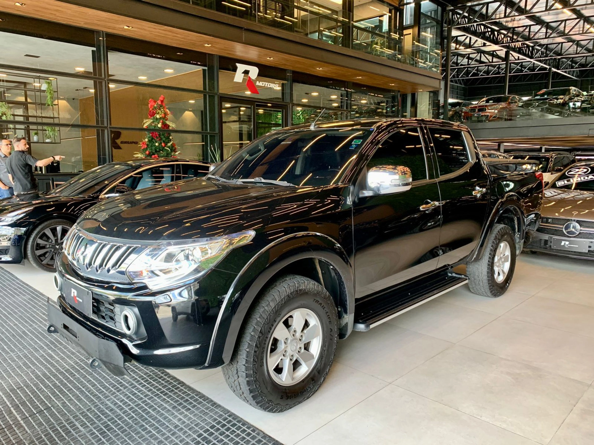 mitsubishi L200 TRITON 2.4 16V TURBO DIESEL SPORT HPE TOP CD 4P 4X4 AUTOMÁTICO 2018 mitsubishi L200 TRITON 2.4 16V TURBO DIESEL SPORT HPE TOP CD 4P 4X4 AUTOMÁTICO 2018