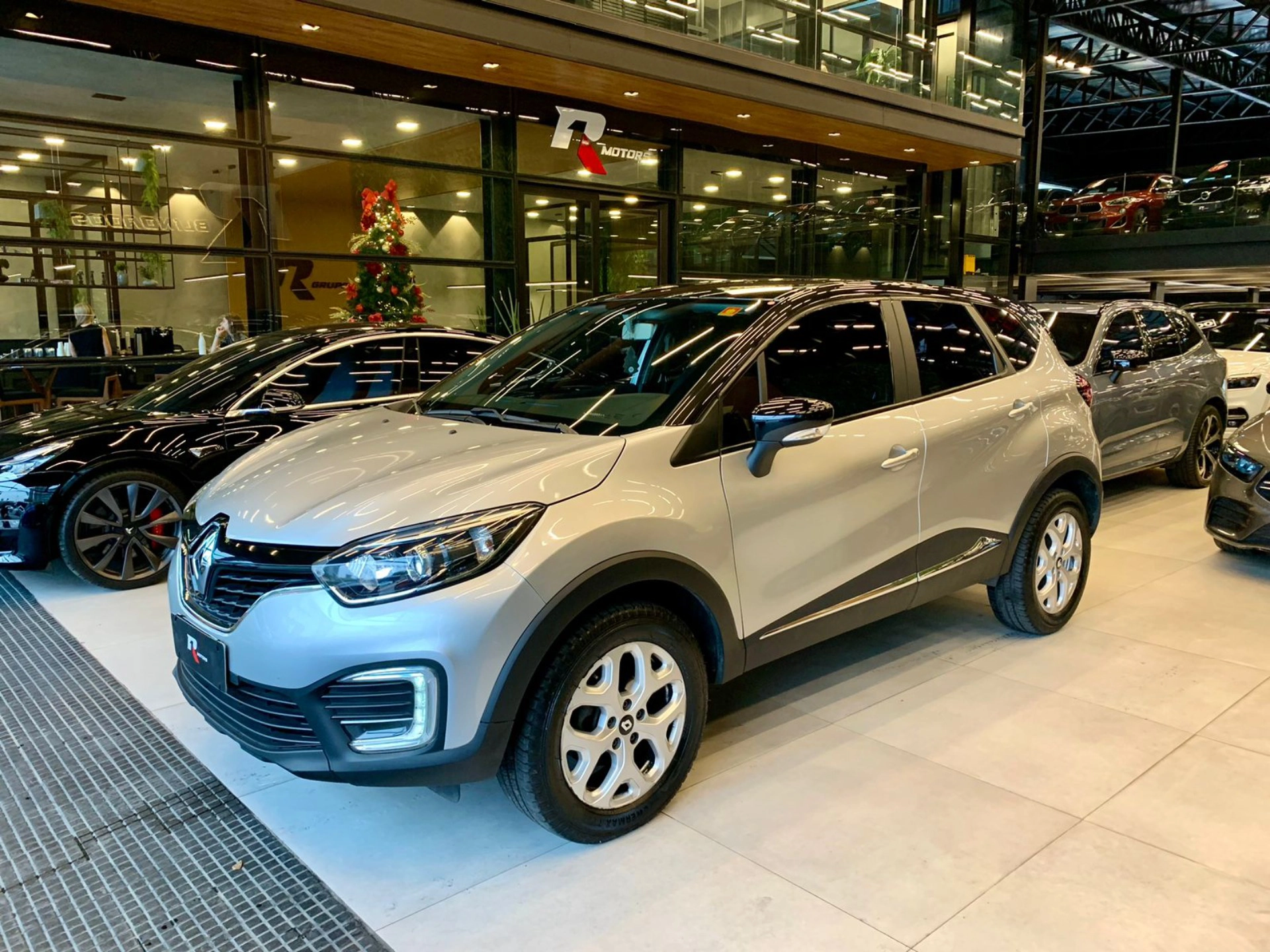 renault CAPTUR 1.6 16V SCE FLEX LIFE X-TRONIC 2018 renault CAPTUR 1.6 16V SCE FLEX LIFE X-TRONIC 2018