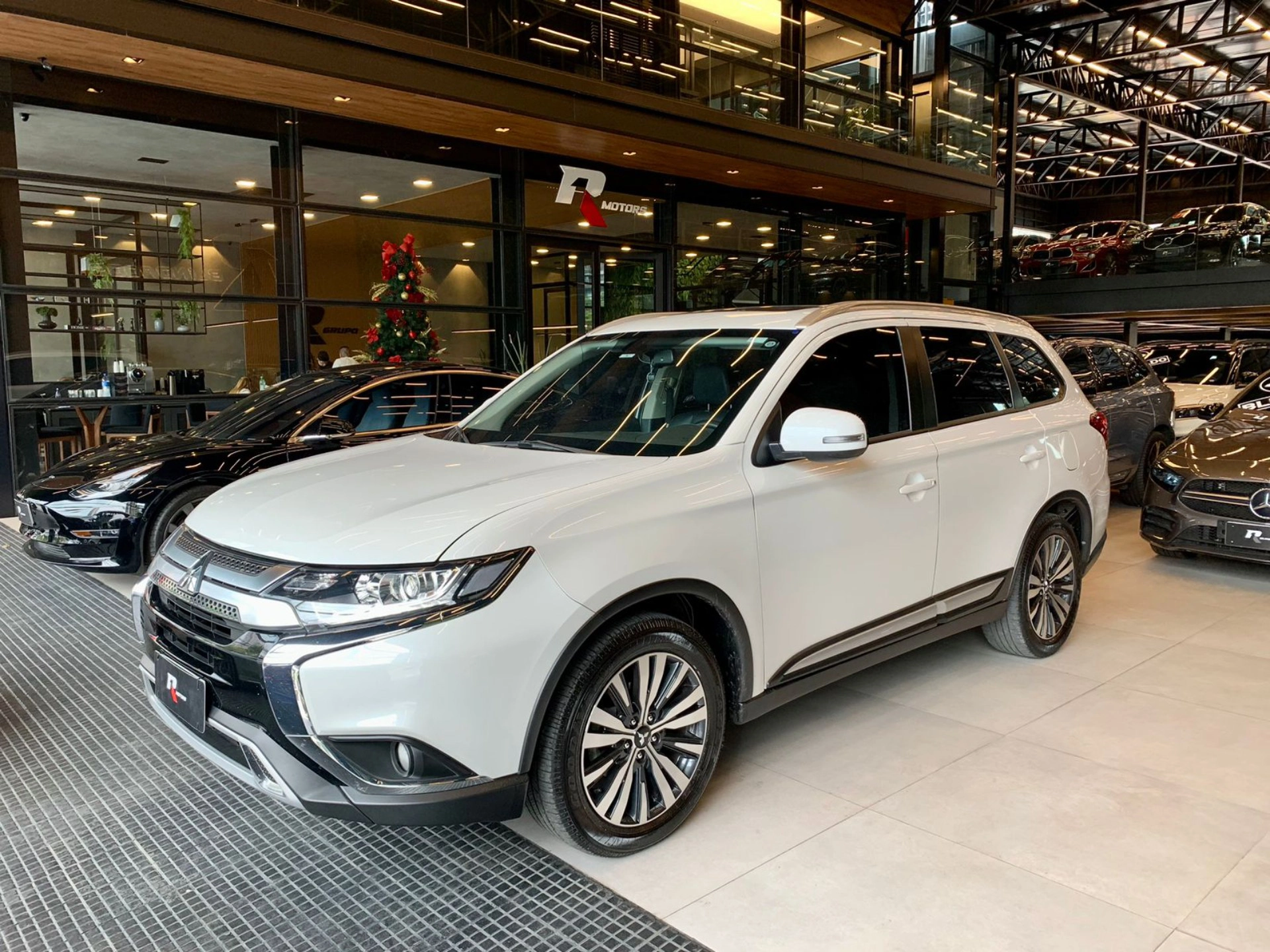 mitsubishi OUTLANDER 2.0 MIVEC GASOLINA HPE AUTOMÁTICO 2022 mitsubishi OUTLANDER 2.0 MIVEC GASOLINA HPE AUTOMÁTICO 2022