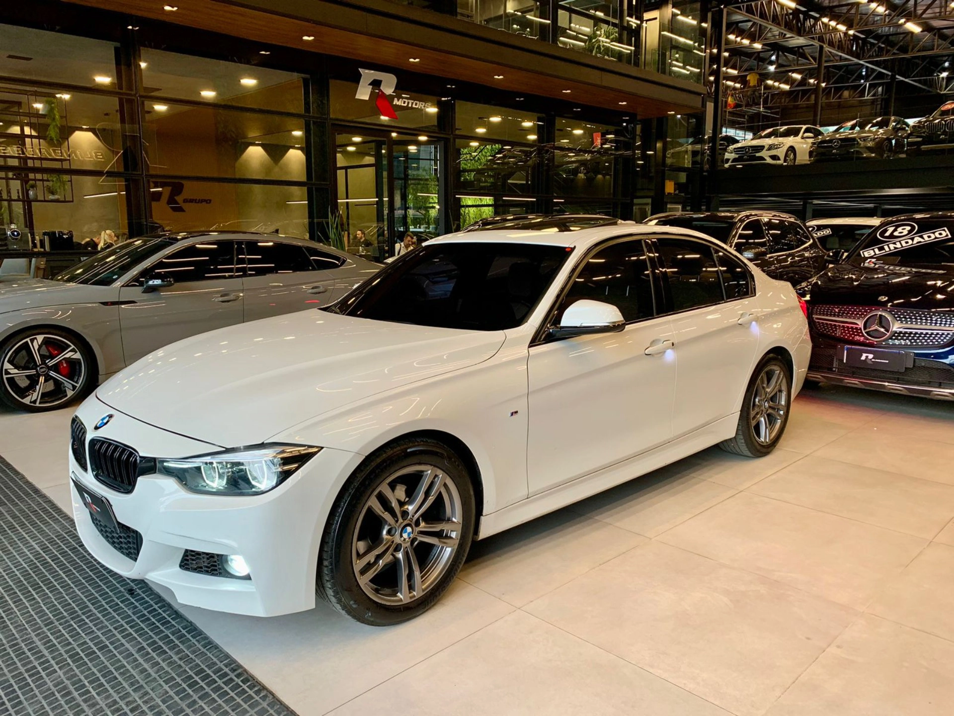 bmw 320I 2.0 M SPORT GP 16V TURBO ACTIVE FLEX 4P AUTOMÁTICO 2018 bmw 320I 2.0 M SPORT GP 16V TURBO ACTIVE FLEX 4P AUTOMÁTICO 2018