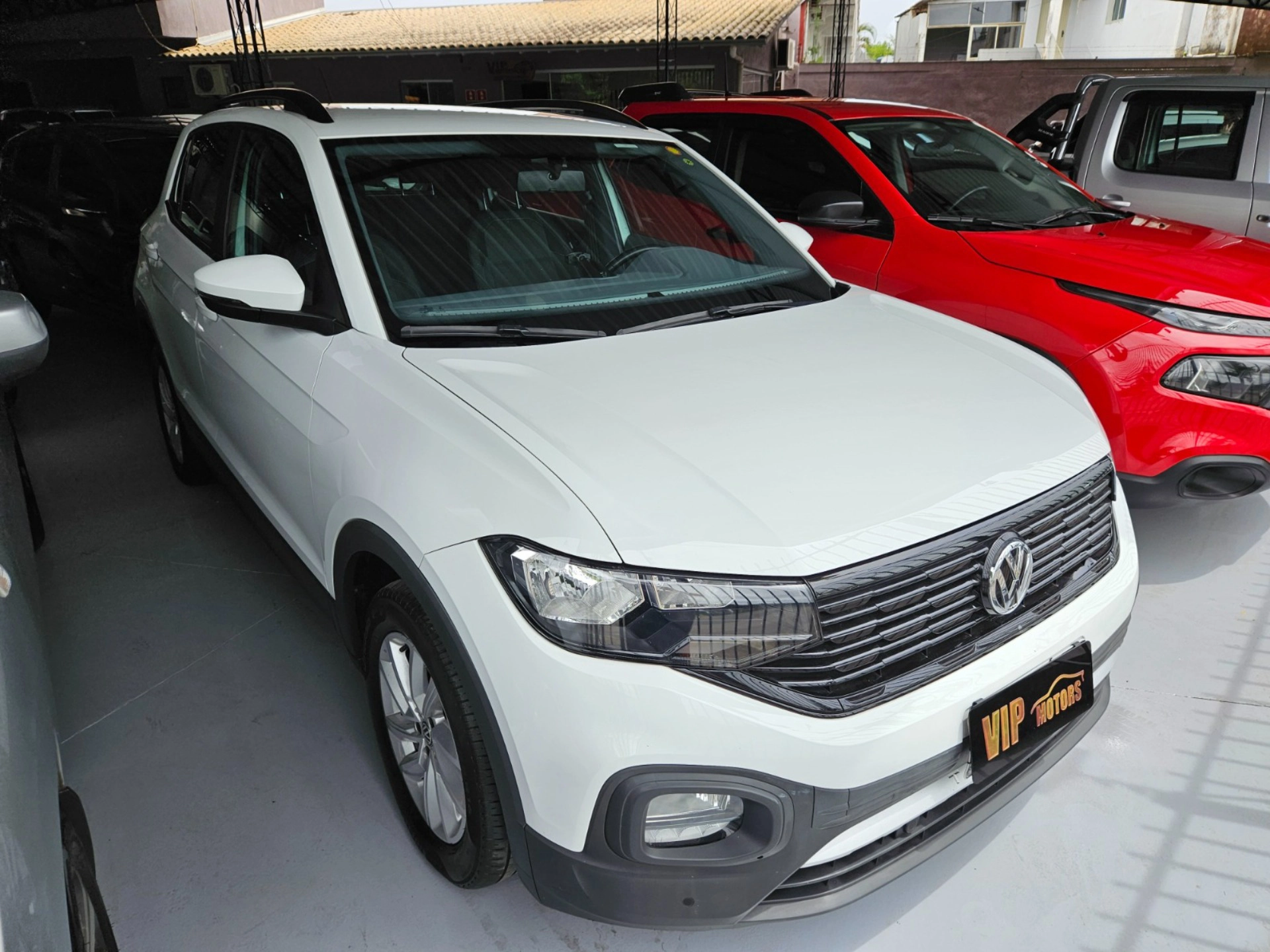 VOLKSWAGEN T-CROSS 1.0 200 TSI TOTAL FLEX AUTOMÁTICO