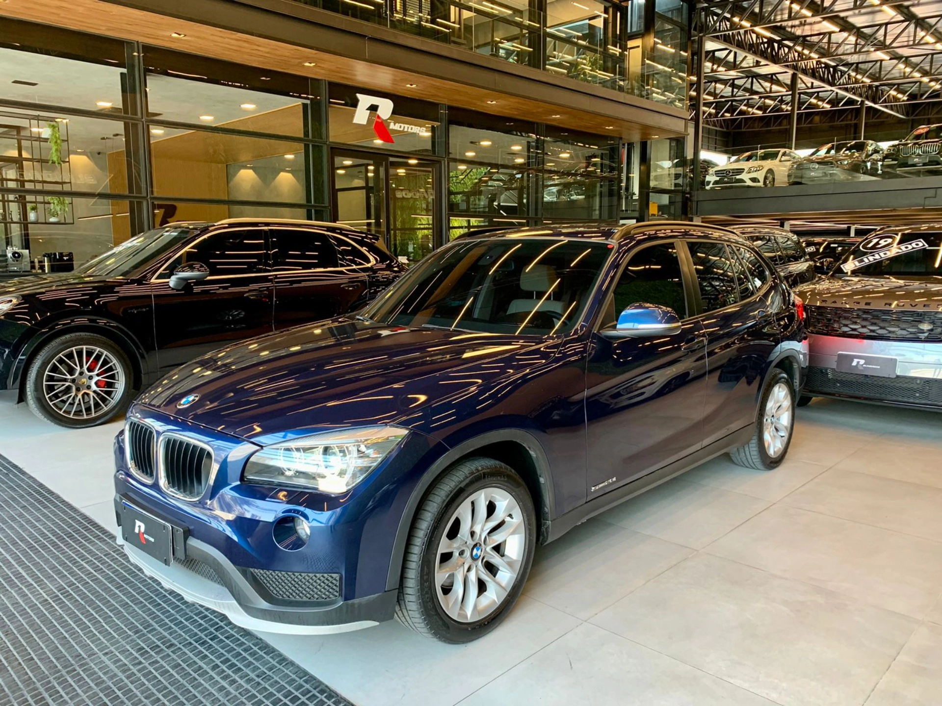 bmw X1 2.0 16V TURBO ACTIVEFLEX SDRIVE20I 4P AUTOMÁTICO 2015 bmw X1 2.0 16V TURBO ACTIVEFLEX SDRIVE20I 4P AUTOMÁTICO 2015
