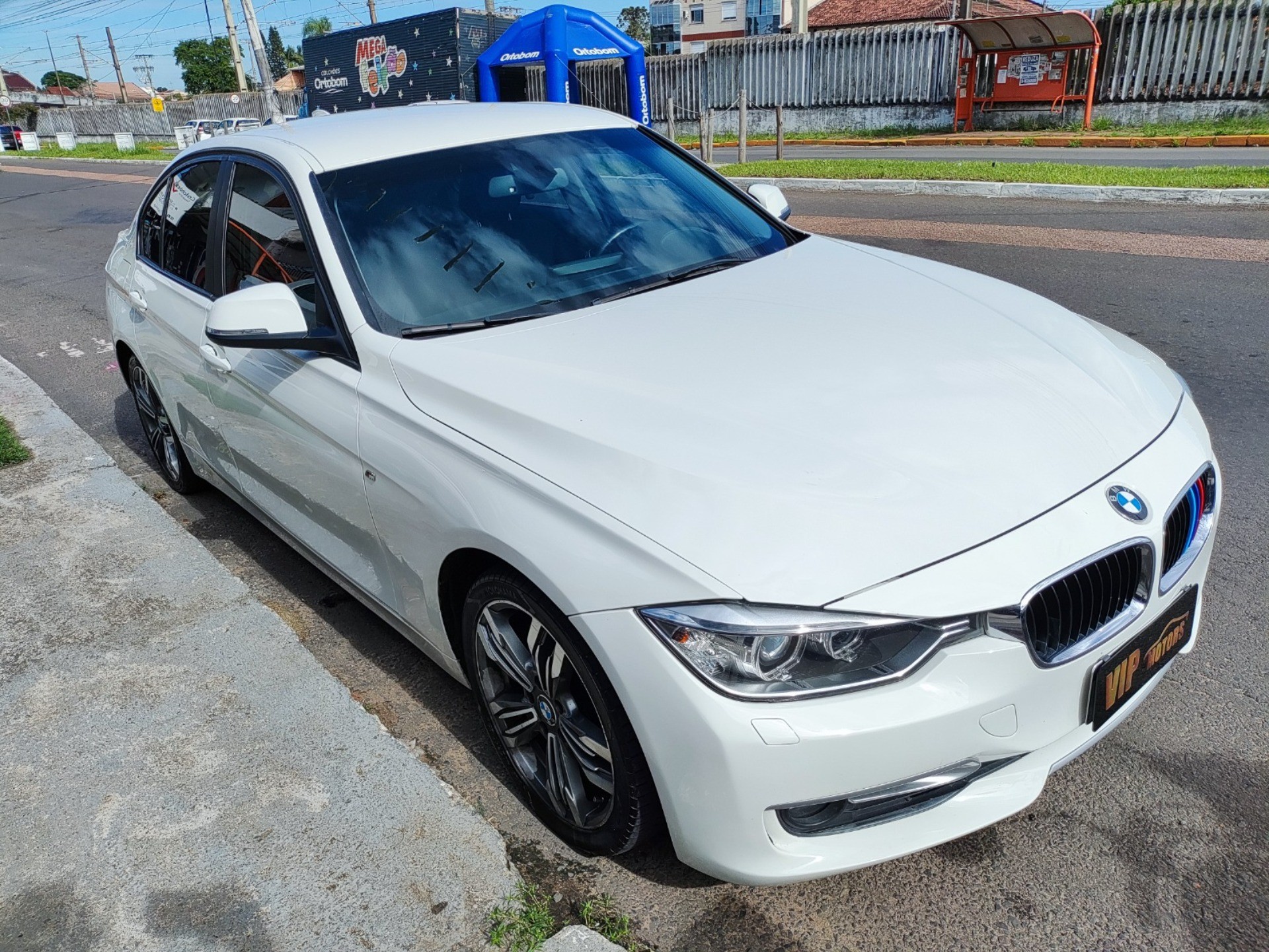 BMW 320I 2.0 16V TURBO GASOLINA 4P AUTOMÁTICO