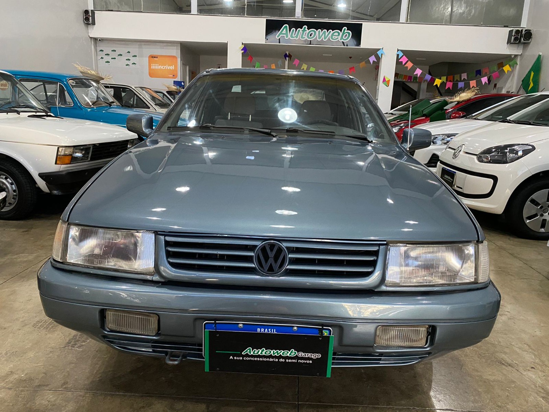 VOLKSWAGEN SANTANA 2.0 GL 8V GASOLINA 4P MANUAL