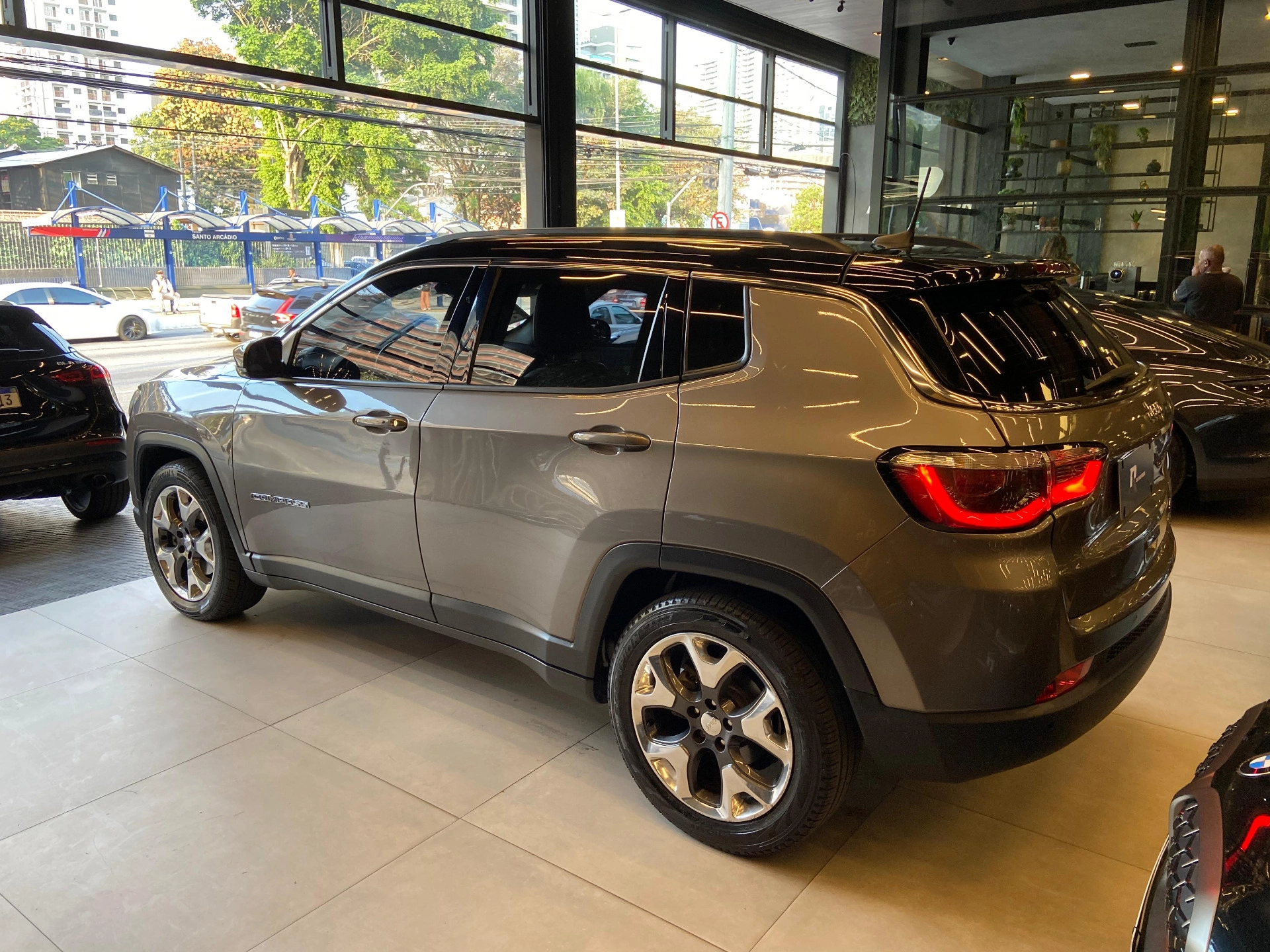 jeep COMPASS 2.0 16V FLEX LIMITED AUTOMÁTICO 2017