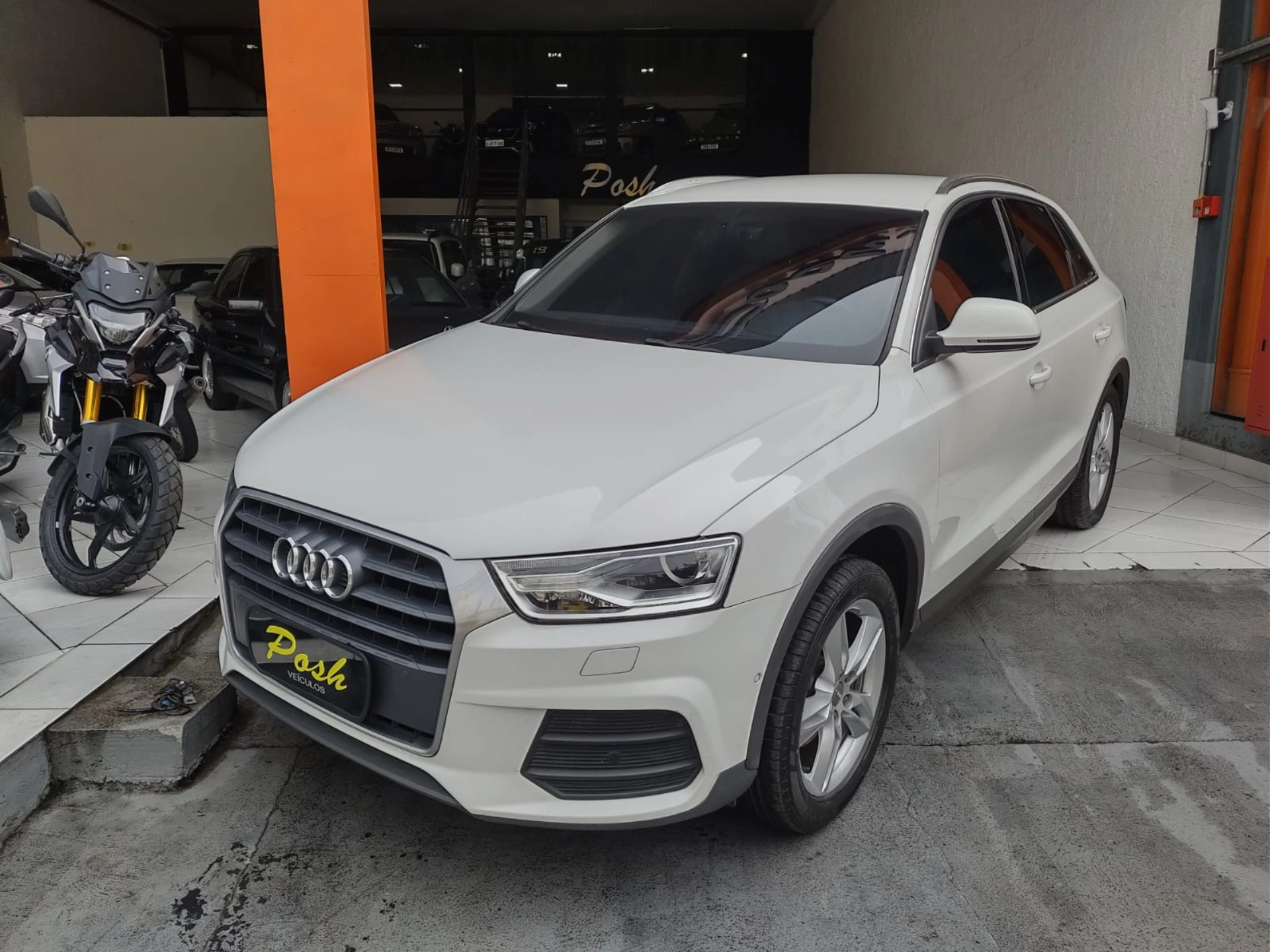 AUDI Q3 1.4 TFSI AMBIENTE FLEX 4P S TRONIC