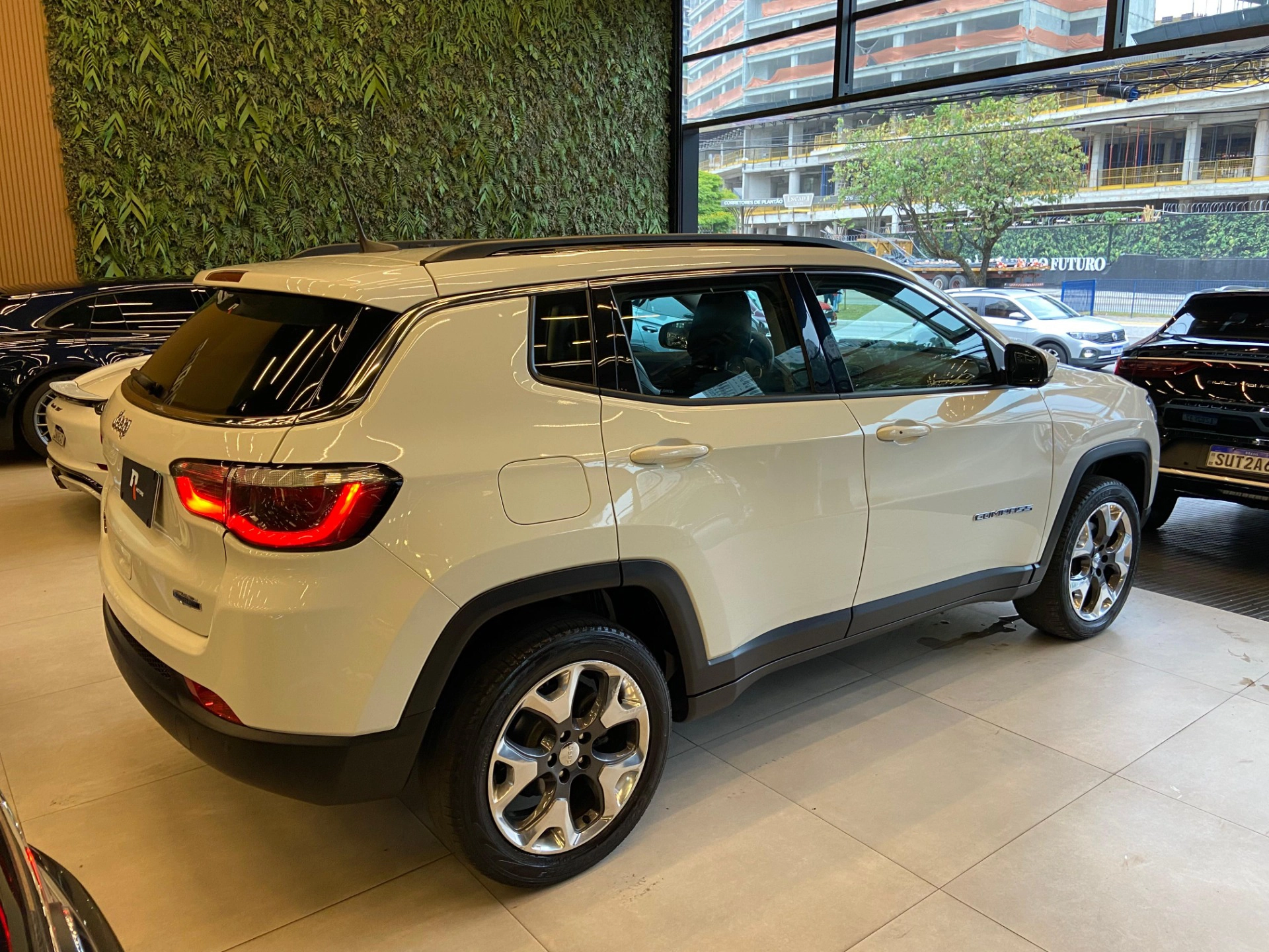 jeep COMPASS 2.0 16V DIESEL LONGITUDE 4X4 AUTOMÁTICO 2019