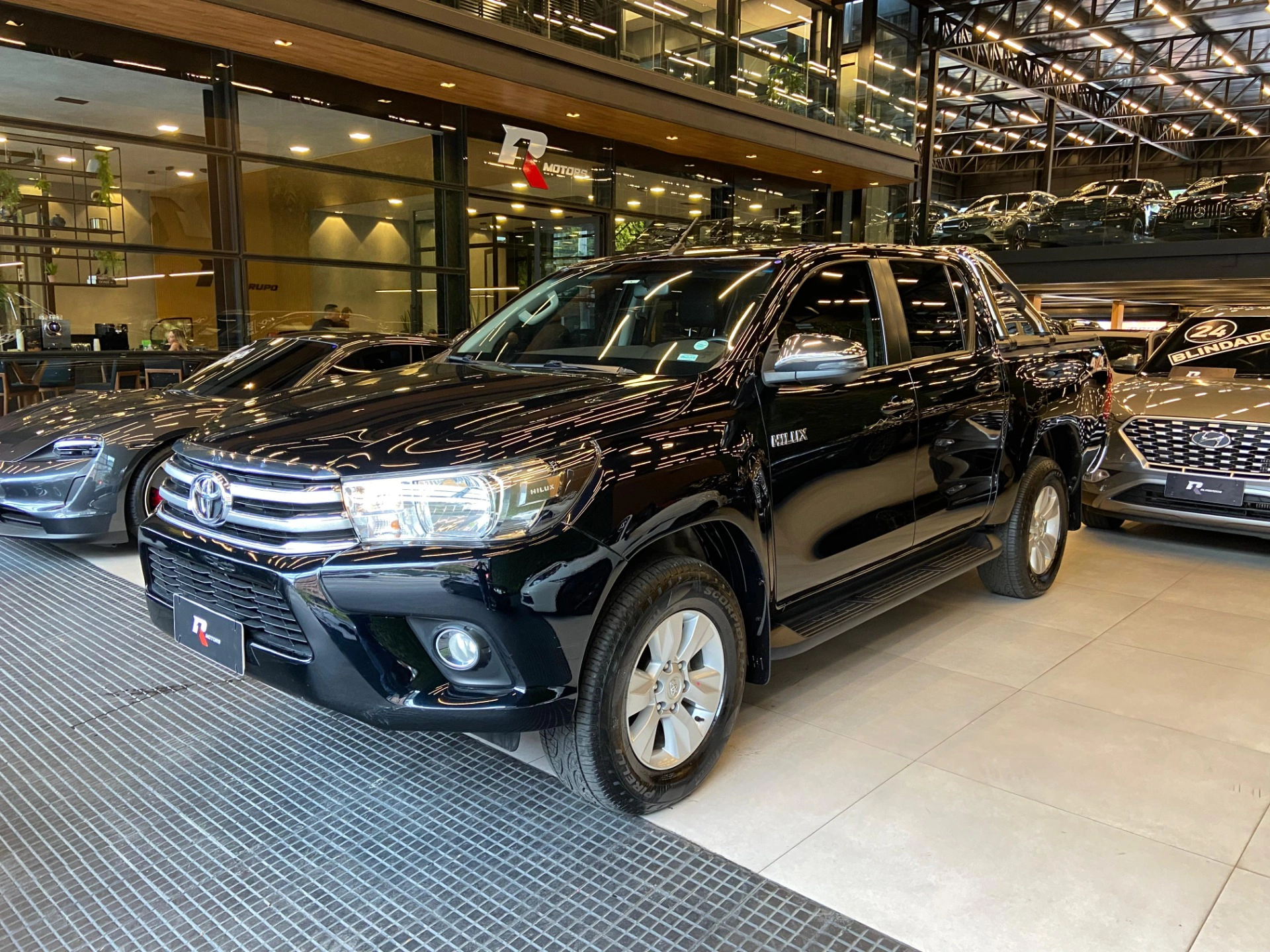 toyota HILUX 2.8 SRV 4X4 CD 16V DIESEL 4P AUTOMÁTICO 2018