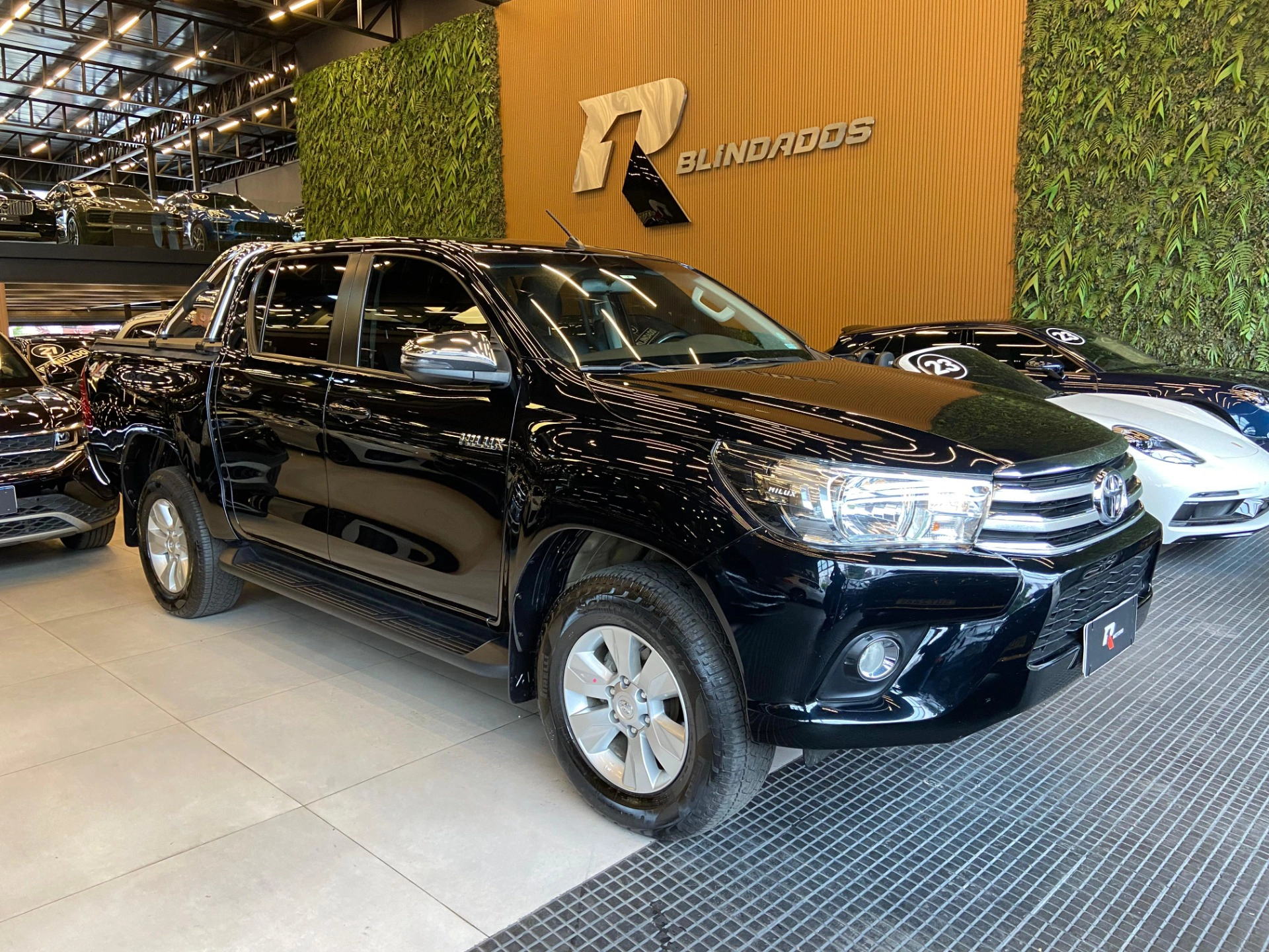 toyota HILUX 2.8 SRV 4X4 CD 16V DIESEL 4P AUTOMÁTICO 2018