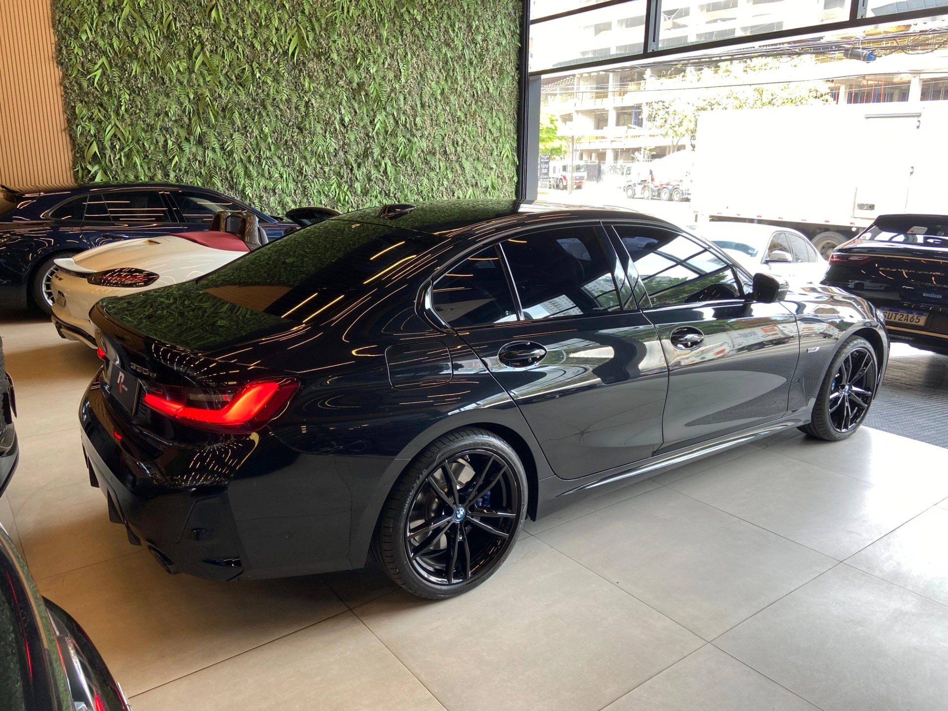 bmw 330E 2.0 16V TURBO HÍBRIDO M SPORT AUTOMÁTICO 2023