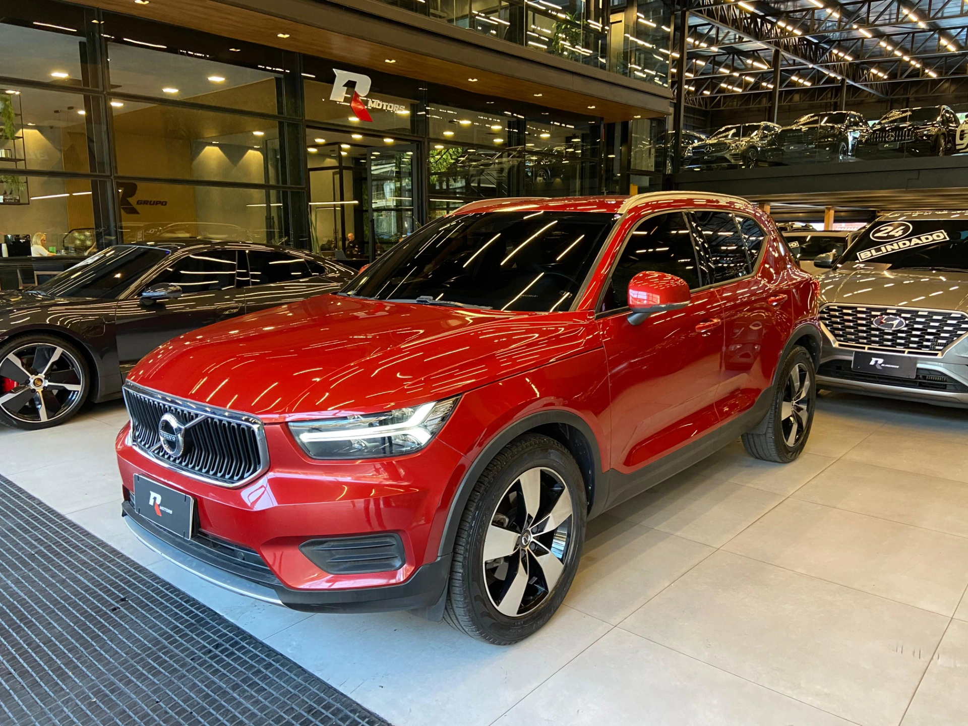 volvo XC40 2.0 T5 GASOLINA MOMENTUM AWD GEARTRONIC 2018