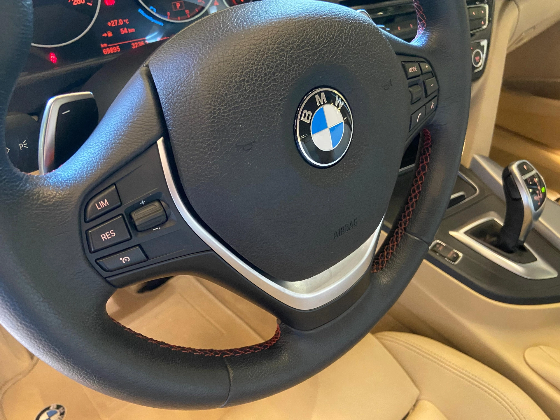 bmw 320I 2.0 SPORT 16V TURBO ACTIVE FLEX 4P AUTOMÁTICO 2017