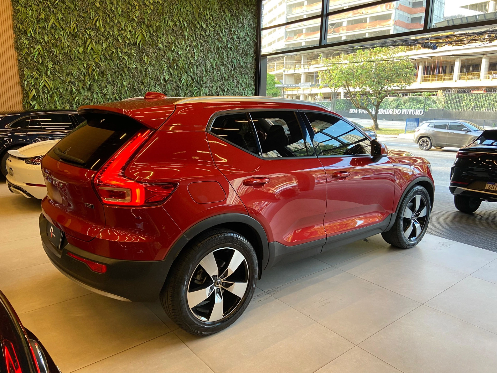 volvo XC40 2.0 T5 GASOLINA MOMENTUM AWD GEARTRONIC 2018