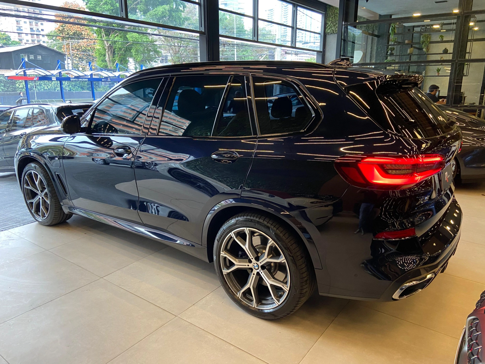 bmw X5 3.0 I6 TURBO HÍBRIDO XDRIVE45E M SPORT AUTOMÁTICO 2022