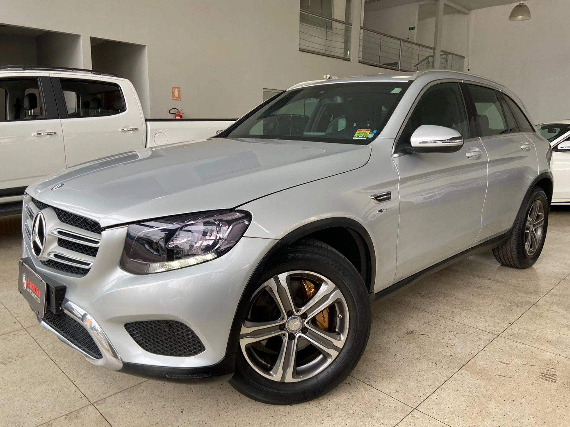 MERCEDES-BENZ GLC 250 2.0 CGI GASOLINA 4MATIC 9G-TRONIC