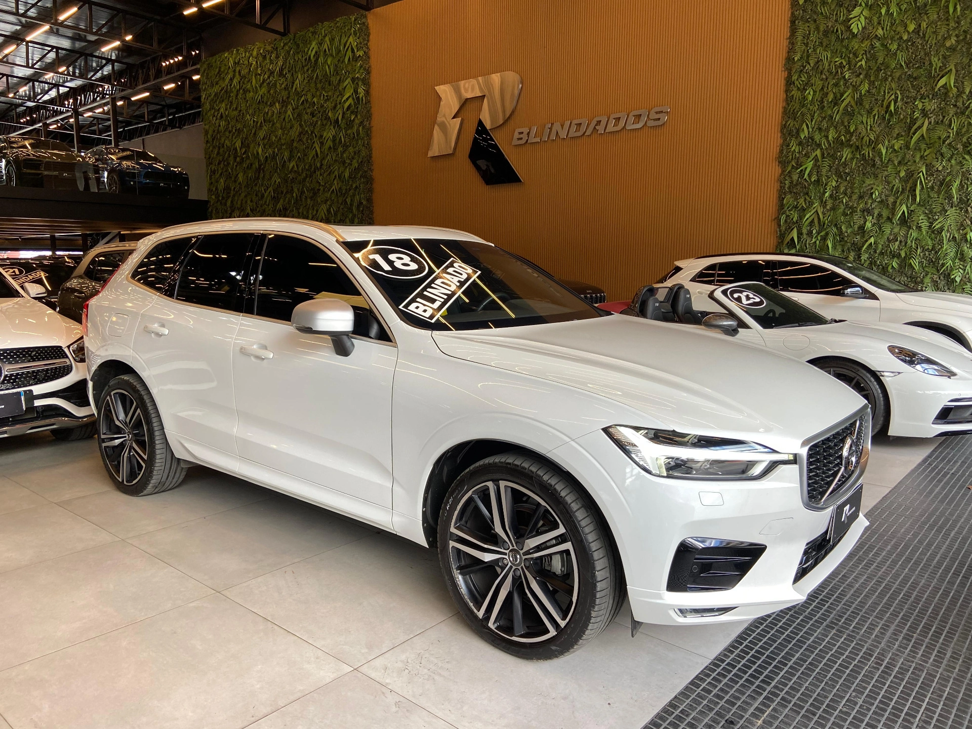 volvo XC60 2.0 T5 GASOLINA R-DESIGN AWD GEARTRONIC 2018