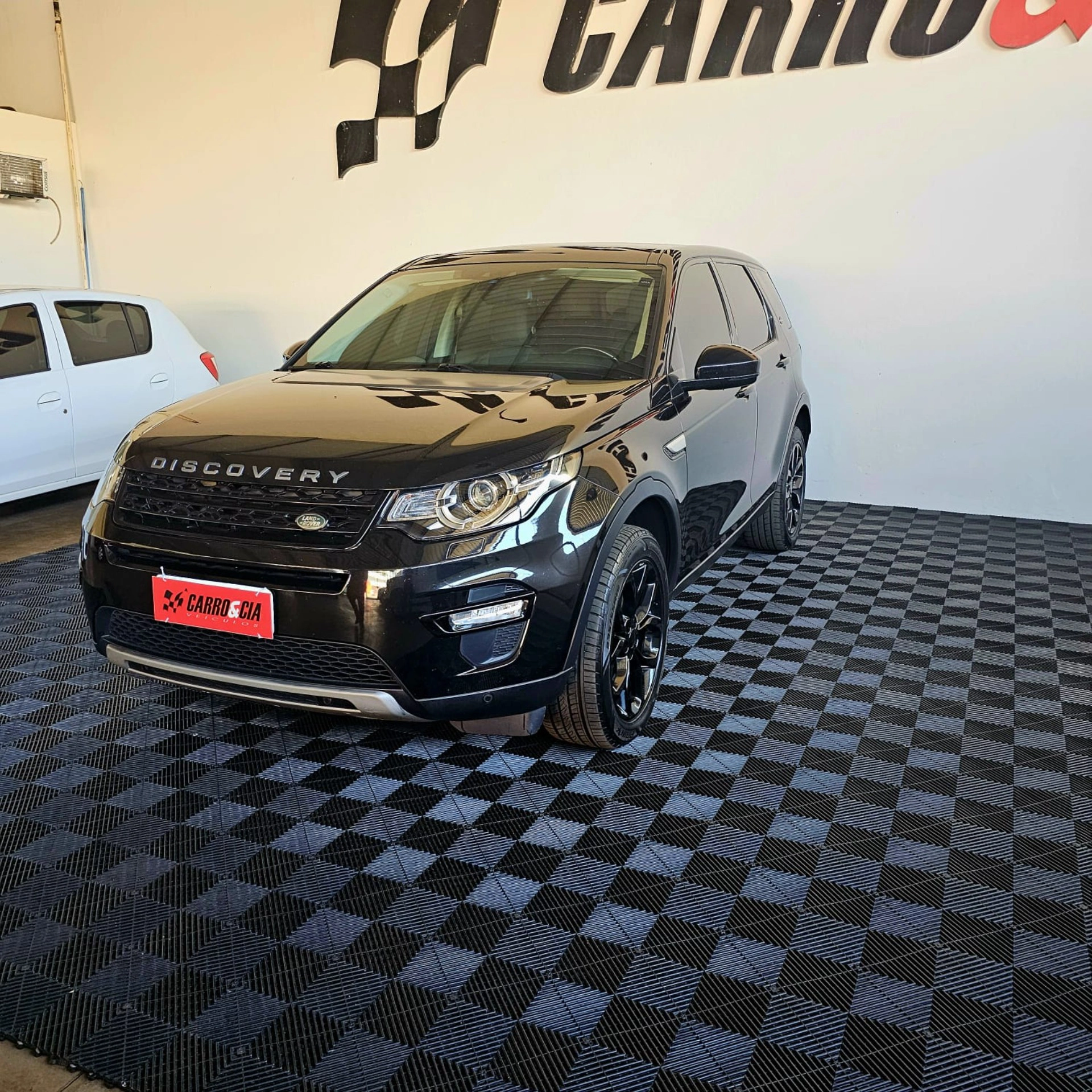 LAND ROVER DISCOVERY SPORT 2.0 16V D240 BITURBO DIESEL HSE 4P AUTOMÁTICO