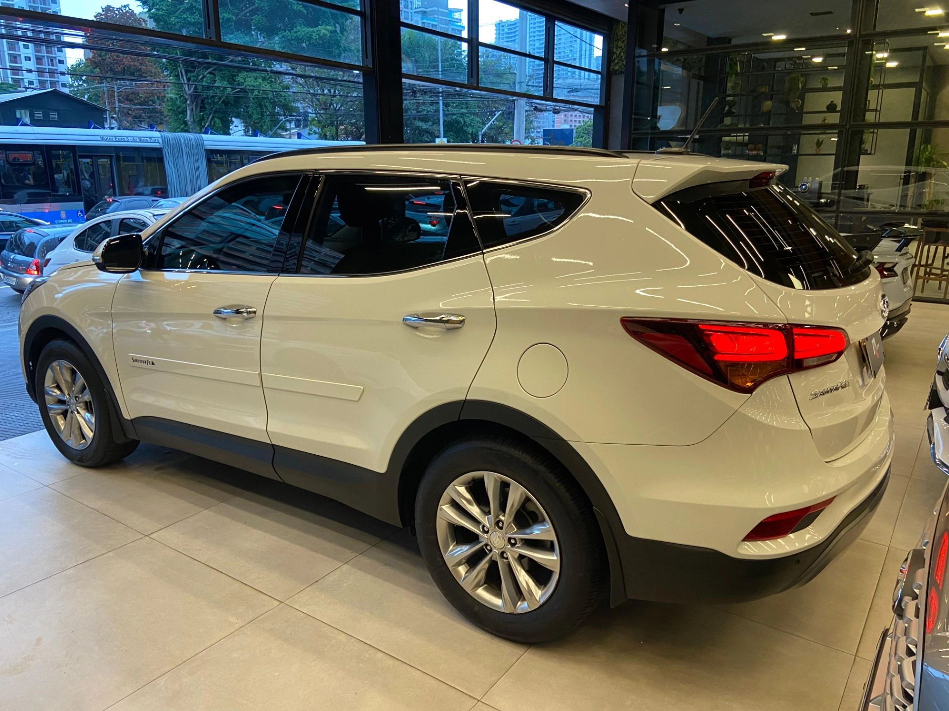 hyundai SANTA FÉ 3.3 MPFI 4X4 7 LUGARES V6 270CV GASOLINA 4P AUTOMÁTICO 2016