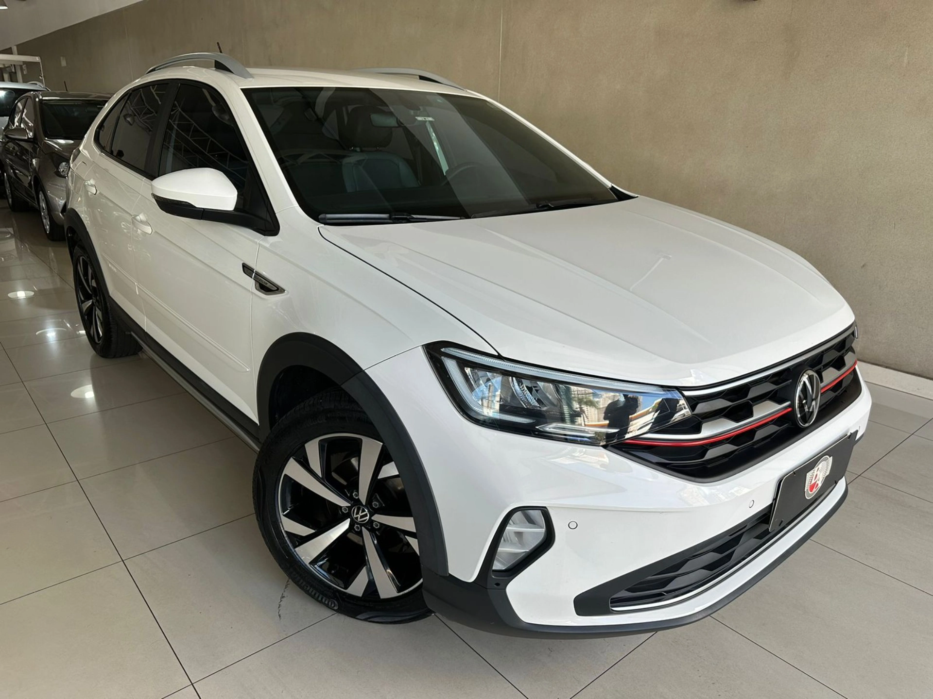 VOLKSWAGEN NIVUS 1.0 200 TSI TOTAL FLEX HIGHLINE AUTOMÁTICO