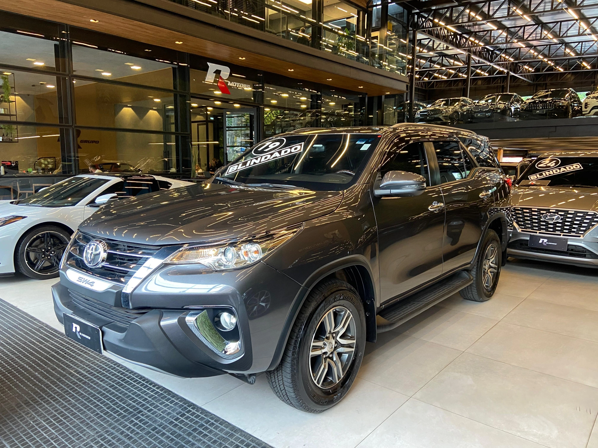 toyota HILUX SW4 2.7 SRV 7 LUGARES 4X2 16V FLEX 4P AUTOMÁTICO 2019