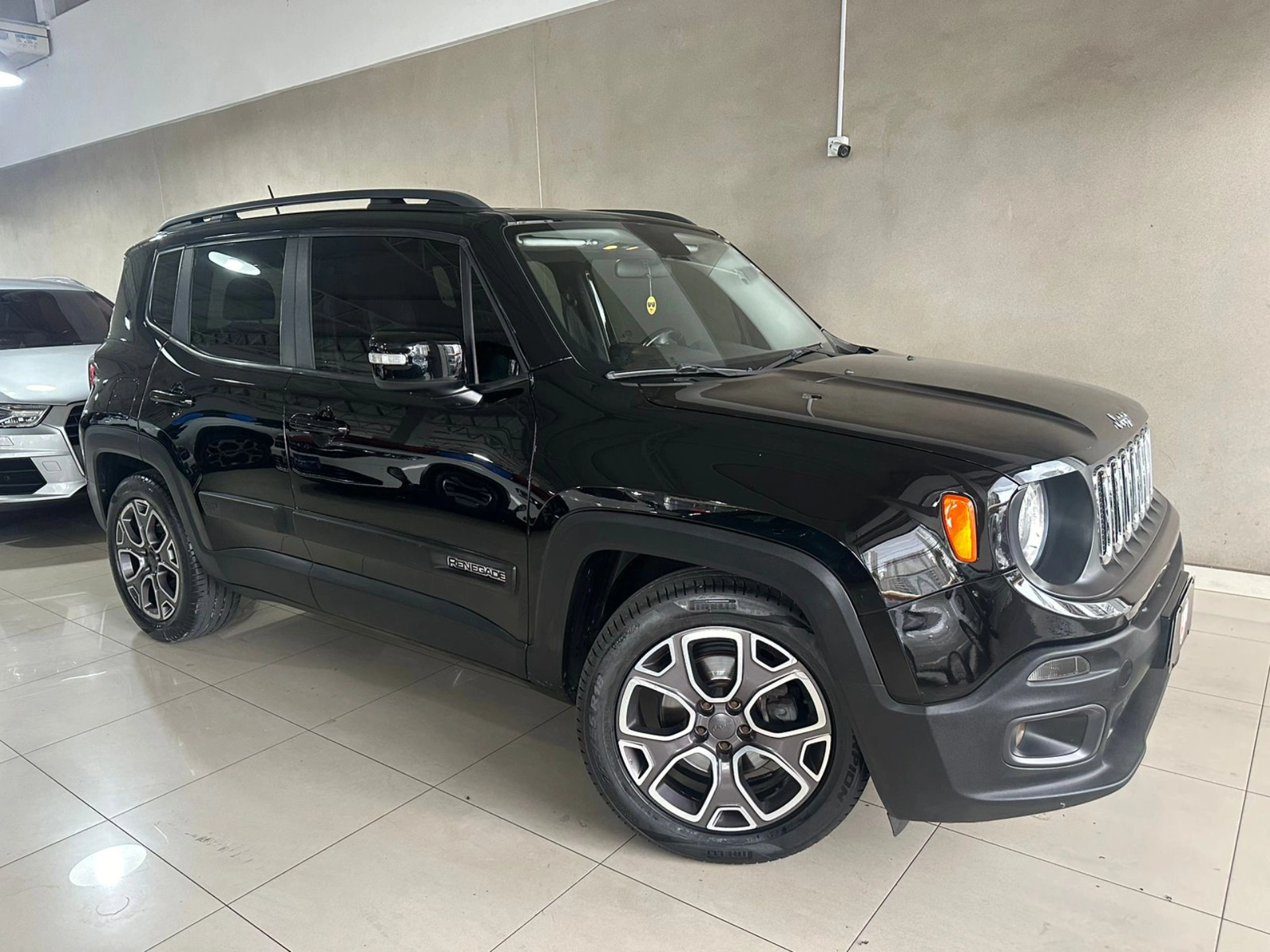 JEEP RENEGADE 1.8 16V FLEX LONGITUDE 4P AUTOMÁTICO