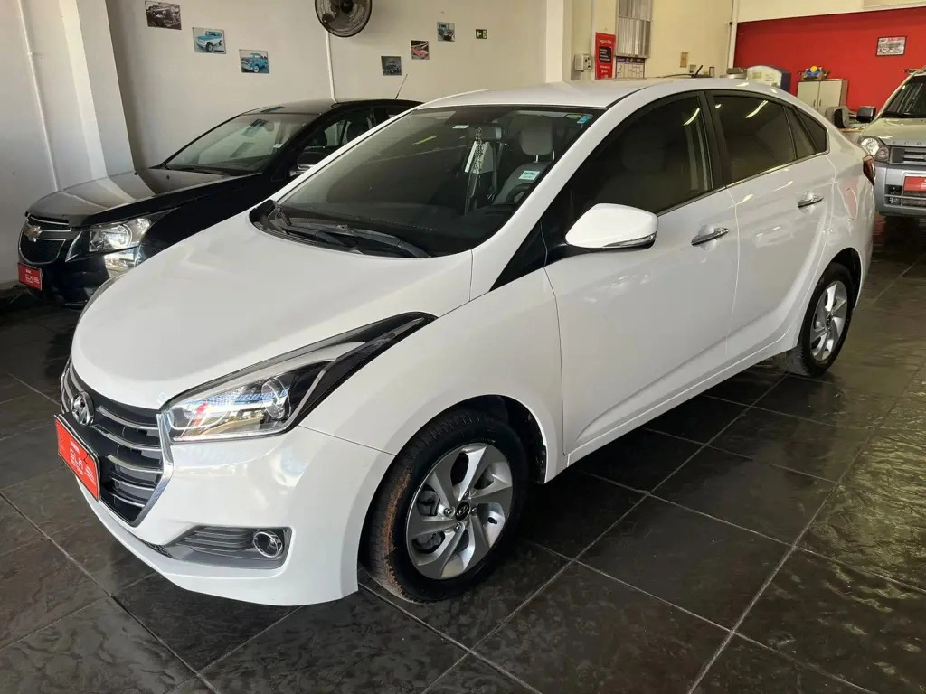 HYUNDAI HB20S 1.6 PREMIUM 16V FLEX 4P AUTOMÁTICO