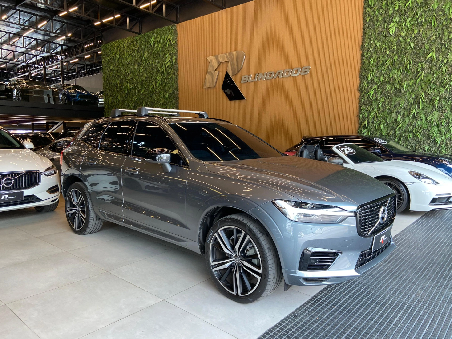 volvo XC60 2.0 T8 HYBRID R-DESIGN AWD GEARTRONIC 2021