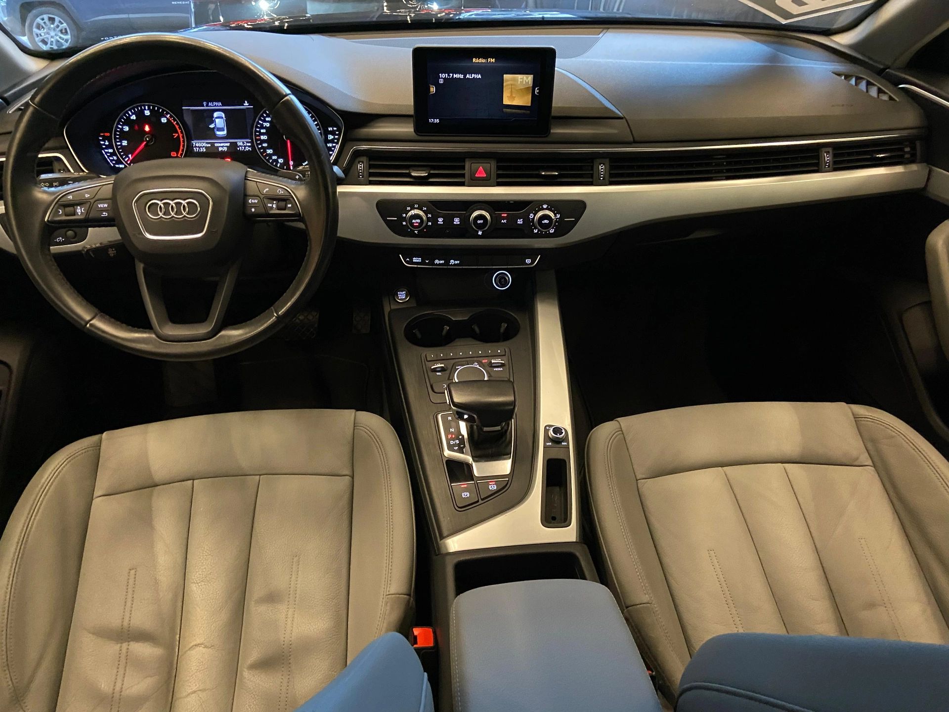 audi A4 2.0 TFSI ATTRACTION GASOLINA 4P S TRONIC 2018