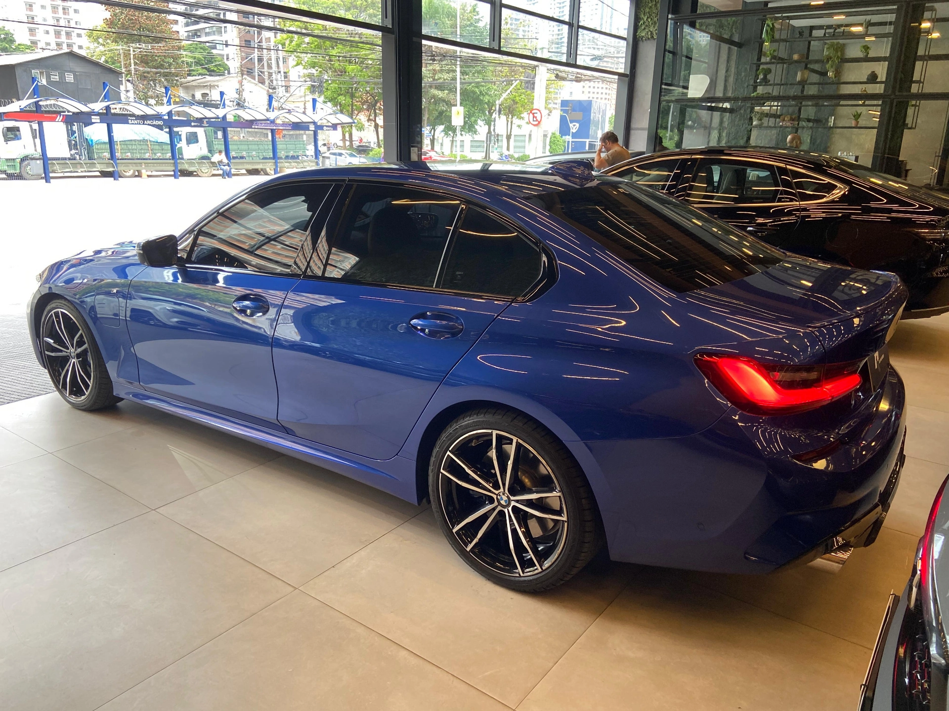 bmw 330E 2.0 16V TURBO HÍBRIDO M SPORT AUTOMÁTICO 2020