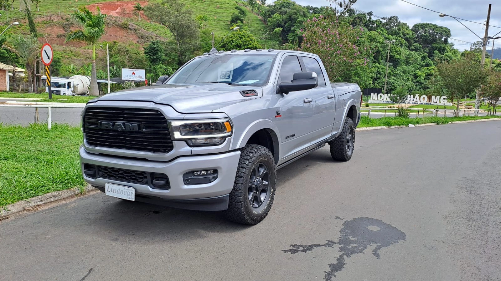 RAM 2500 6.7 I6 TURBO DIESEL NIGHT EDITION CD 4X4  AUTOMÁTICO