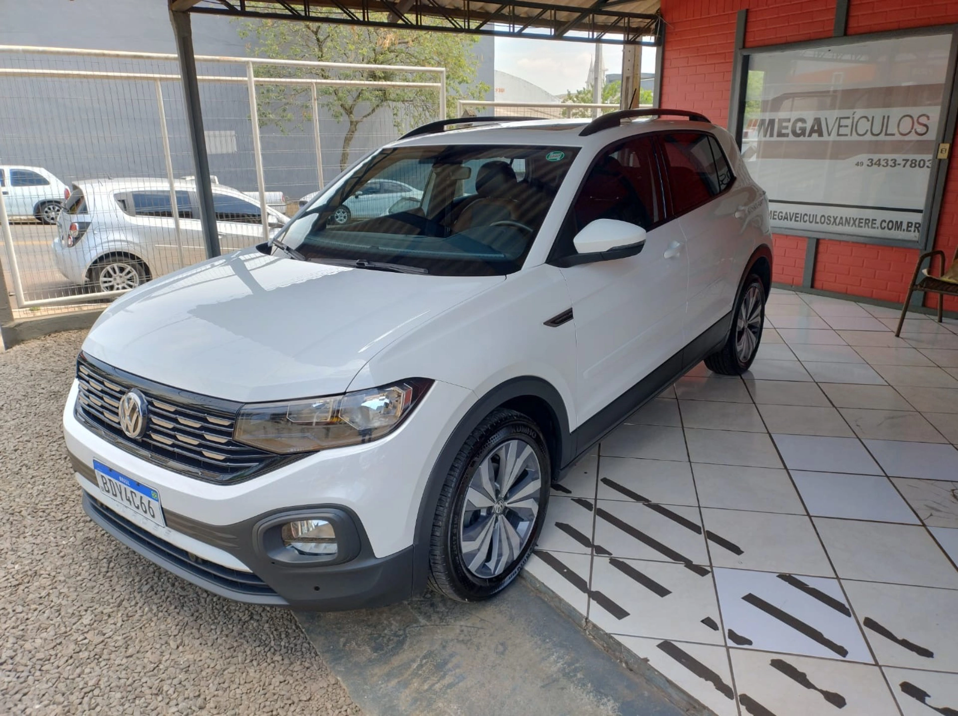 VOLKSWAGEN T-CROSS 1.0 200 TSI TOTAL FLEX COMFORTLINE AUTOMÁTICO